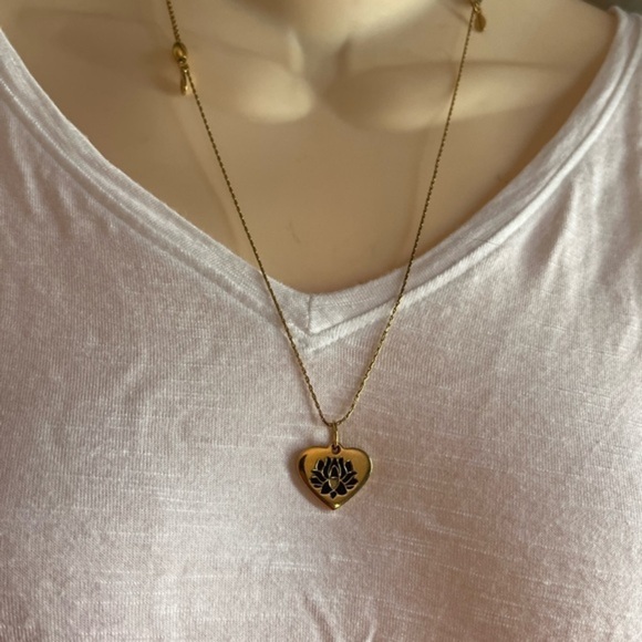 Alex and Ani Lotus Peace Petals Heart Goldtone Adjustable Slide Necklace - Picture 13 of 16